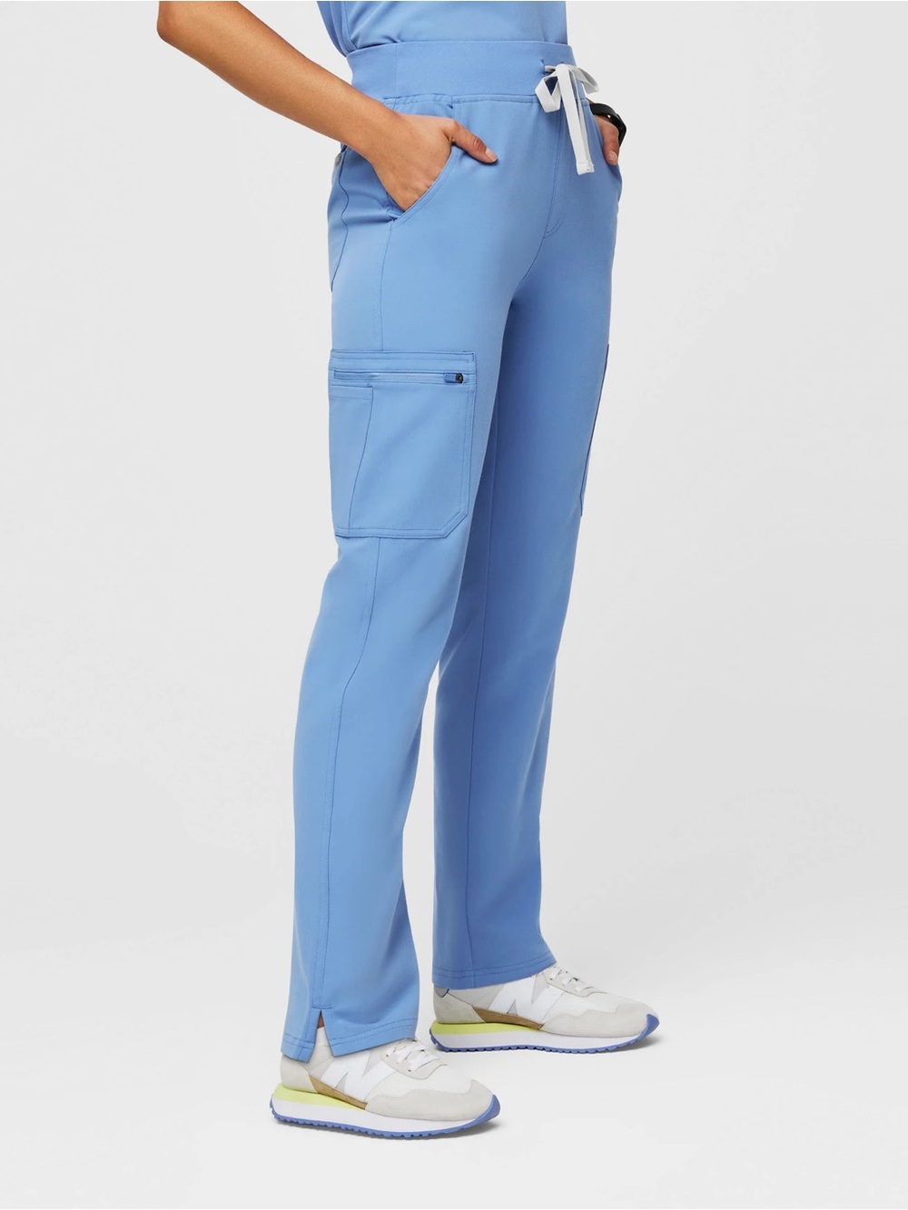 FIGS Yola High-Rise Slim Scrub Cargo Pants